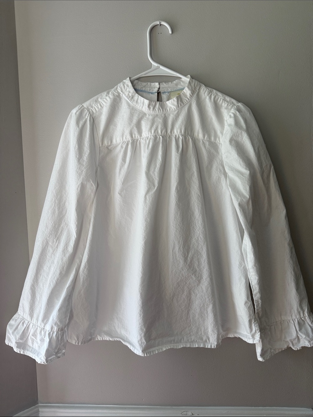 Maeve by Anthropologie White Long-Sleeve Ruffle Cuff Blouse Size 4
